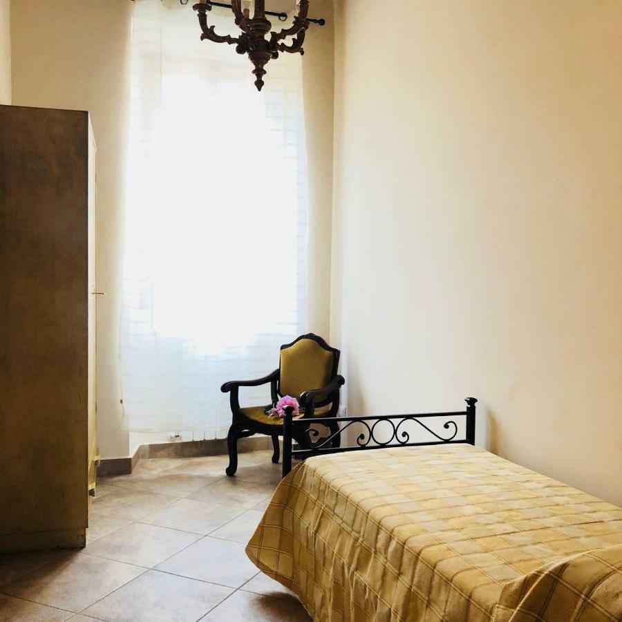 Casa Vacanze La Torretta Sutri Eksteriør bilde
