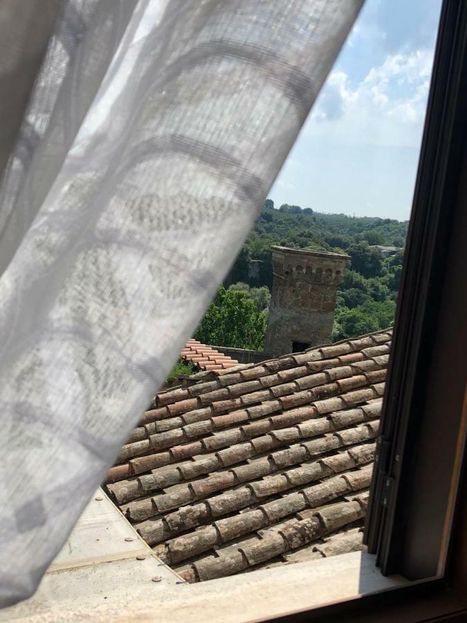 Casa Vacanze La Torretta Sutri Eksteriør bilde