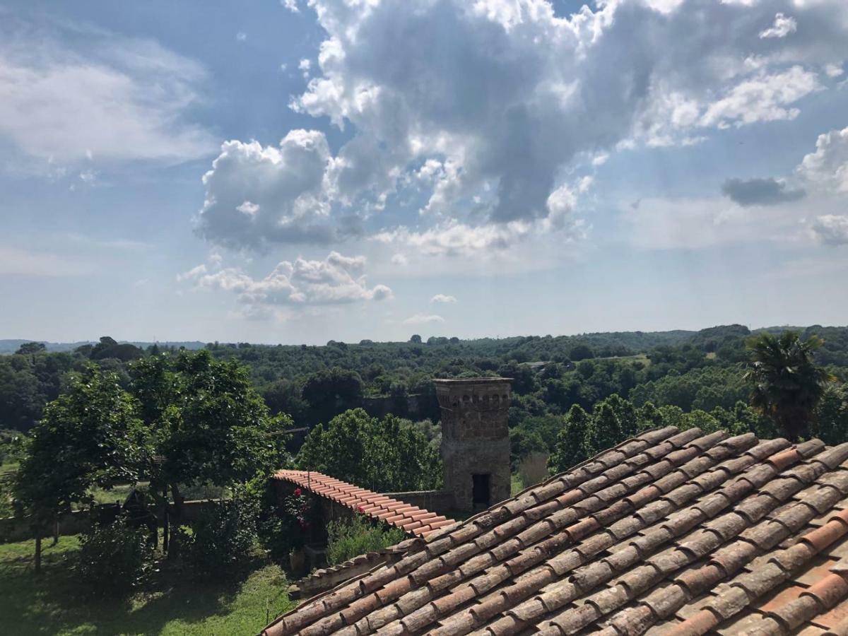 Casa Vacanze La Torretta Sutri Eksteriør bilde
