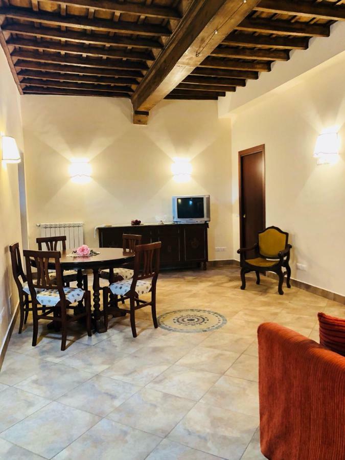 Casa Vacanze La Torretta Sutri Eksteriør bilde